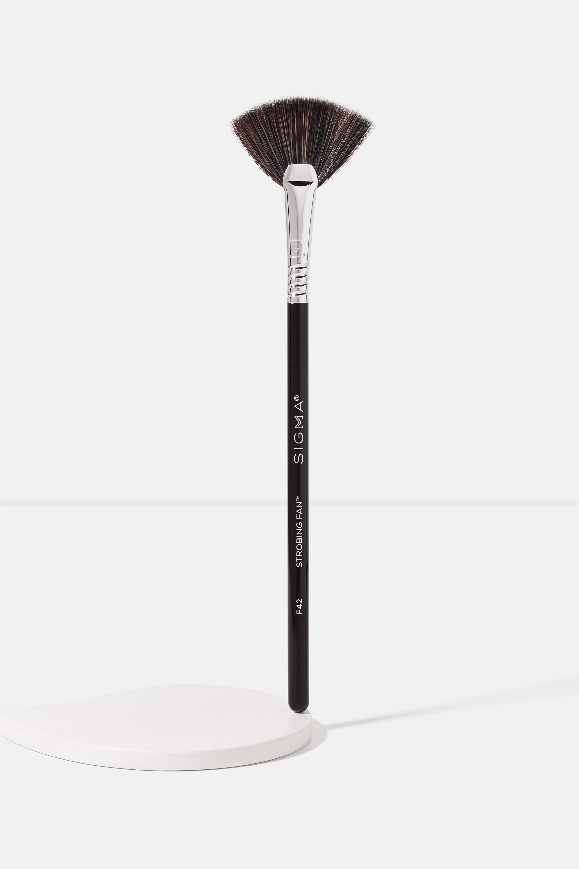 F42 Strobing Fan™ Brush