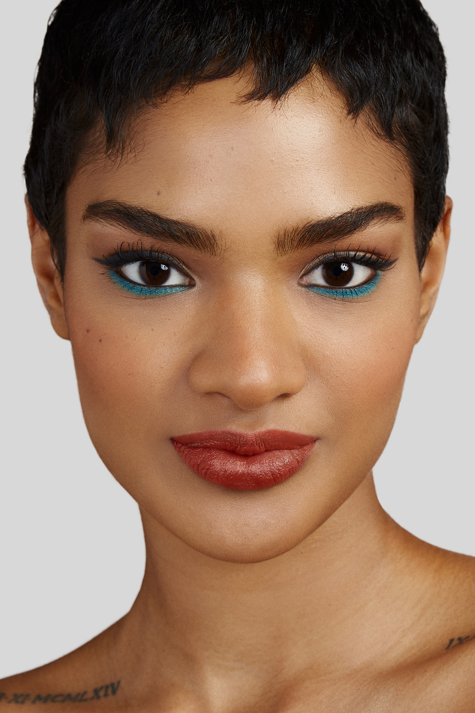 Super Lustrous Lipstick Creme - 2