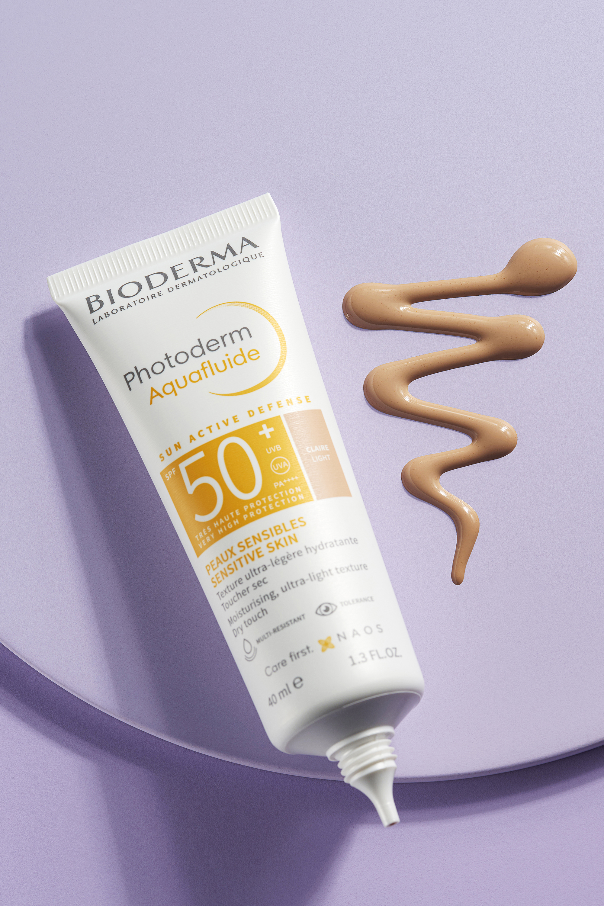 Photoderm Aquafluide SPF 50+ - Claire Light